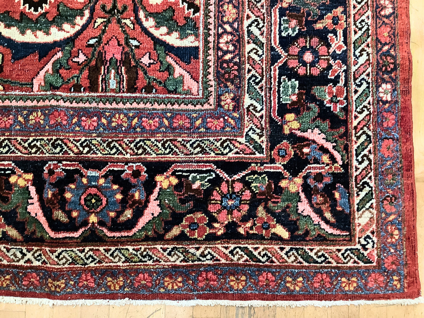 Antiques Persian Carpet