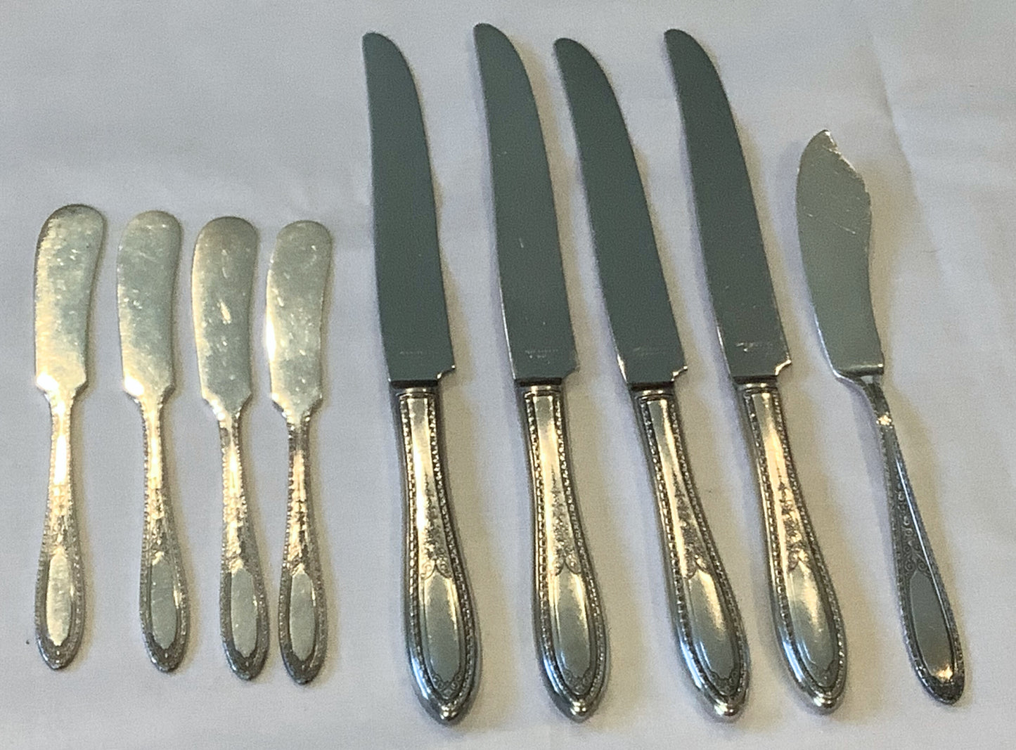 33 Piece Tableware Set