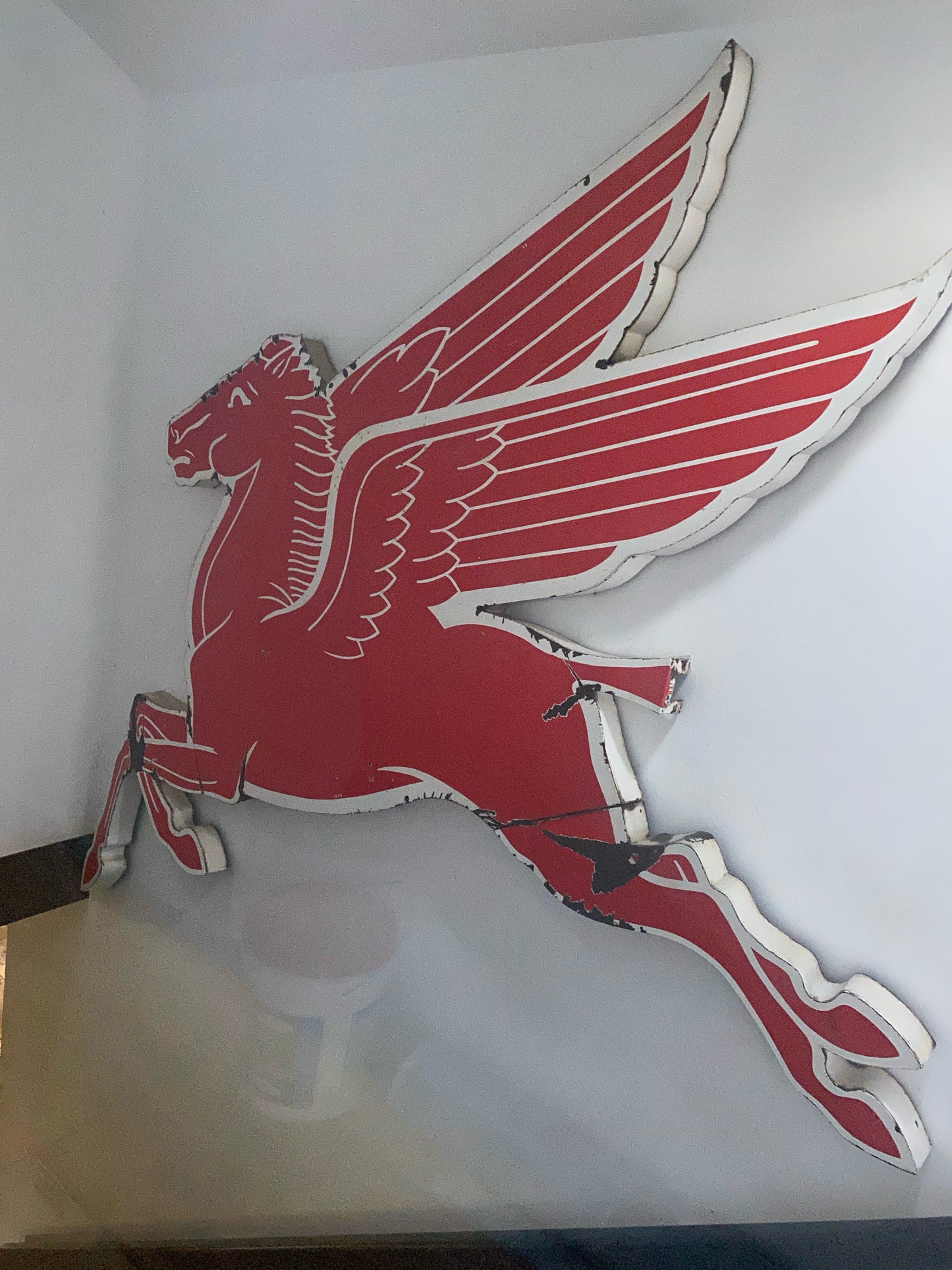 Vintage Mobil Pegasus Sign