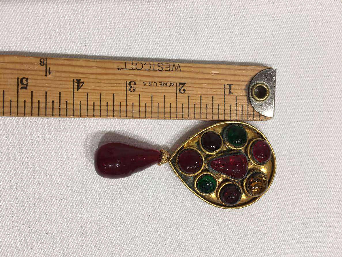 Vintage CHANEL Brooch