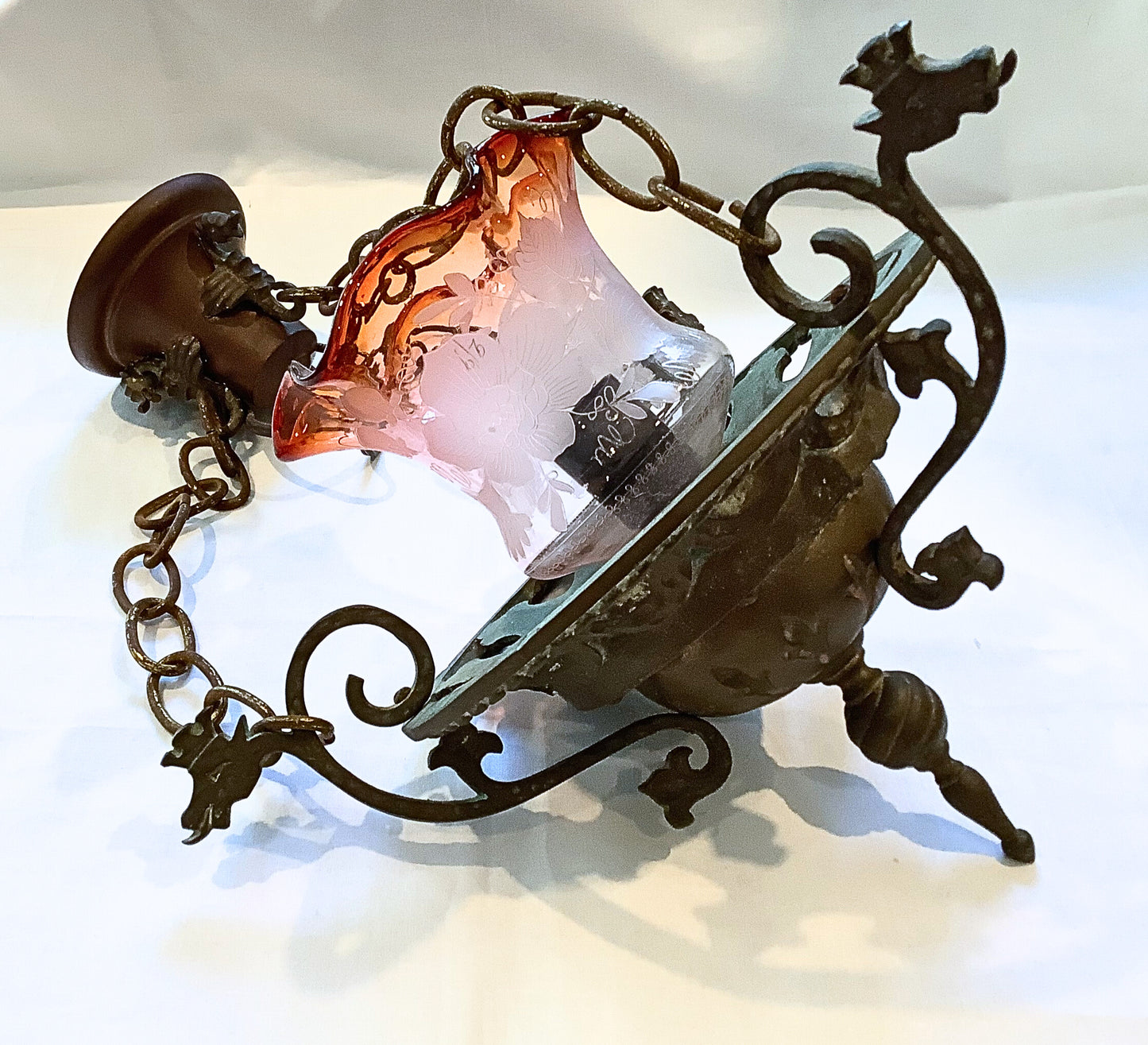 Hanging light fixture