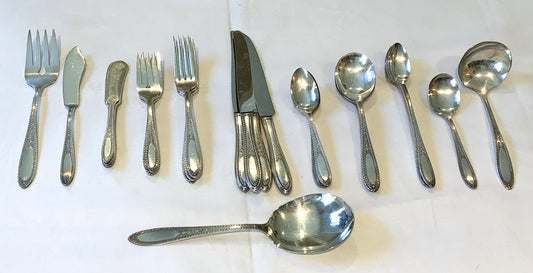 33 Piece Tableware Set