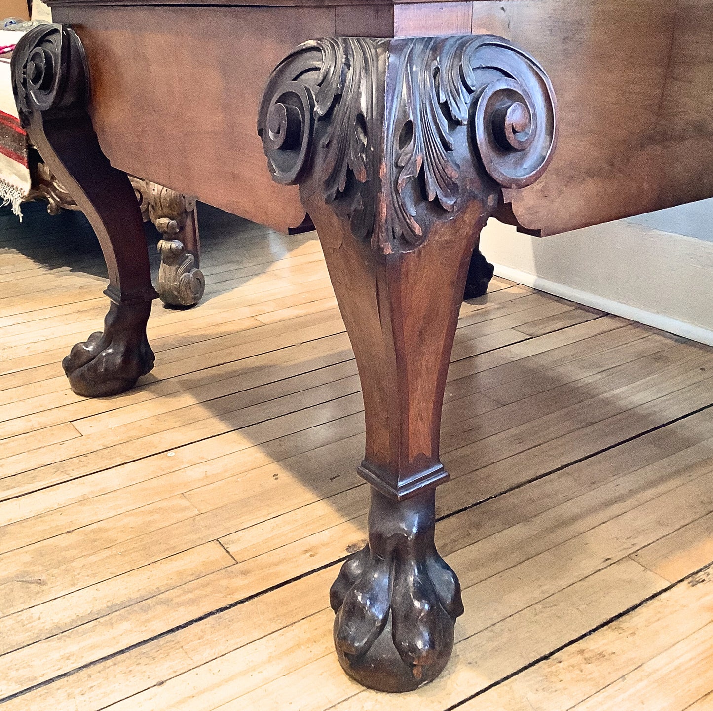 Antiques Table Planter