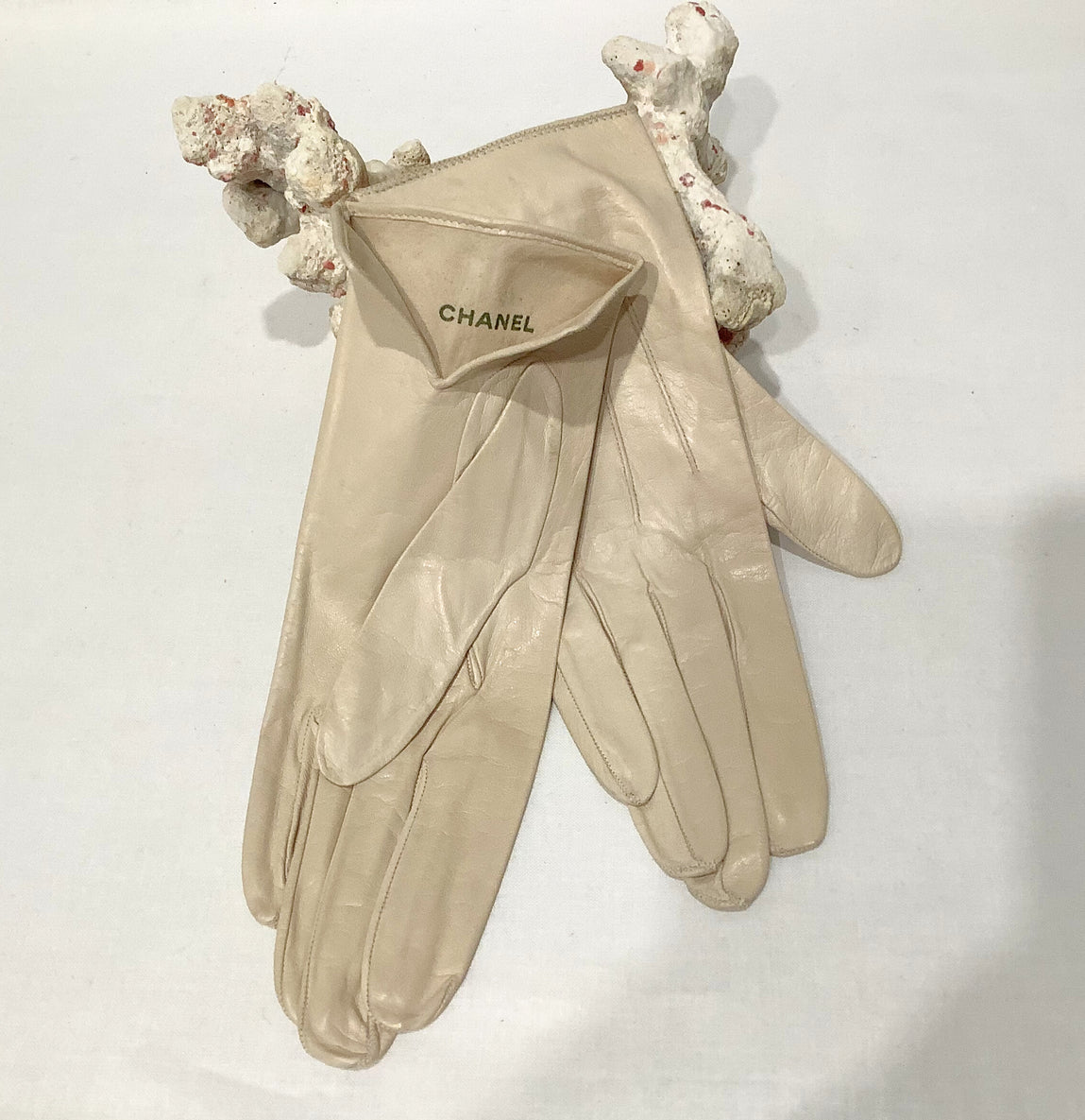 Chanel Gloves – Weatherly Design
