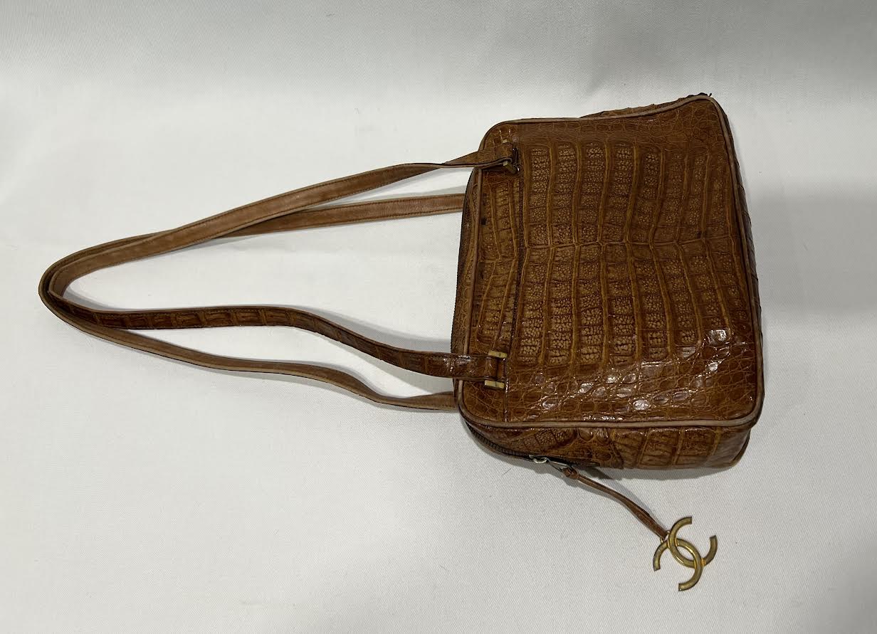 vintage chanel leather tote bag