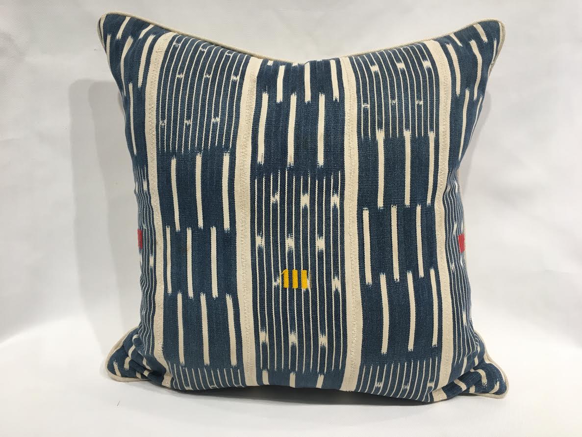 20" Pillow in Vintage Indigo Fabric