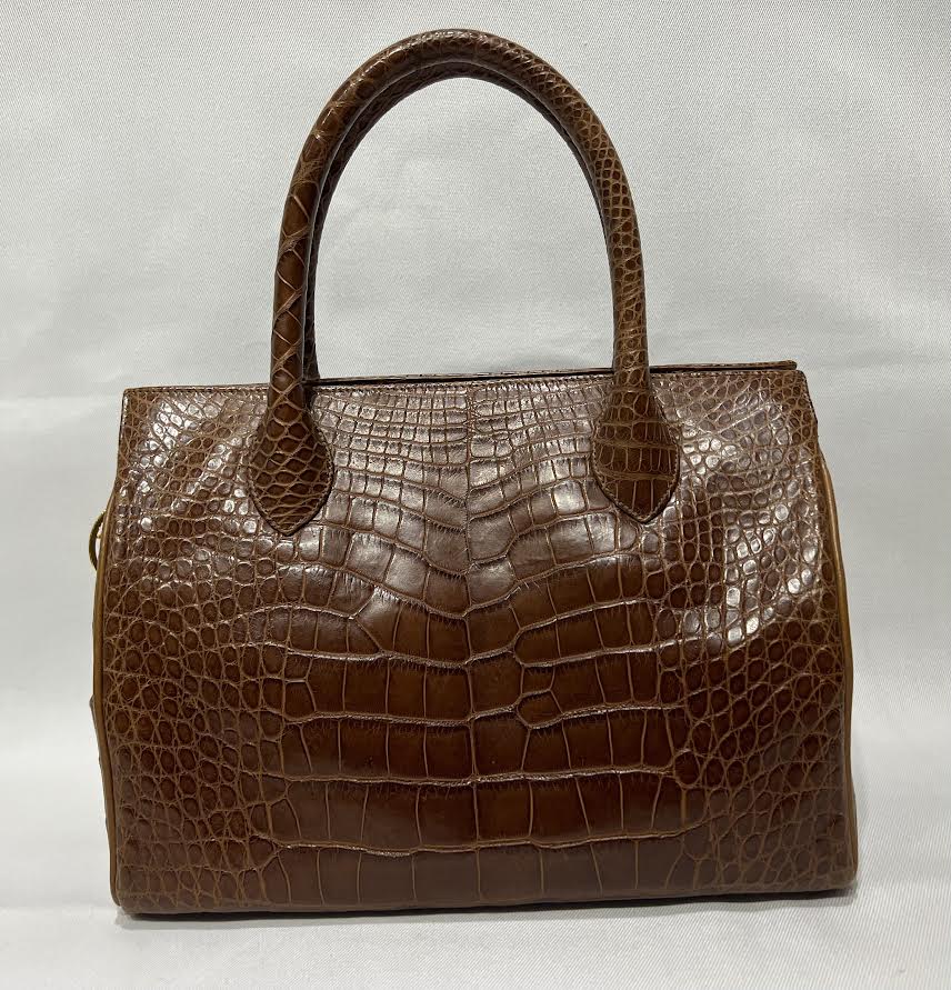 Vintage Chanel Quilted Matelasse Diana 25 Lambskin Shoulder Bag 032623 –  KimmieBBags LLC
